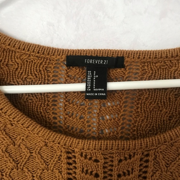 Bell sleeve sweater - Picture 2 of 3